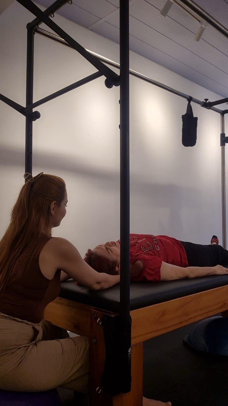 Sessão de pilates terapêutico no Studio Ruby em Manaus